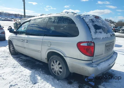 2006 Chrysler Town & Country Touring from USA, damaged, VIN 2A4GP54L76R871174